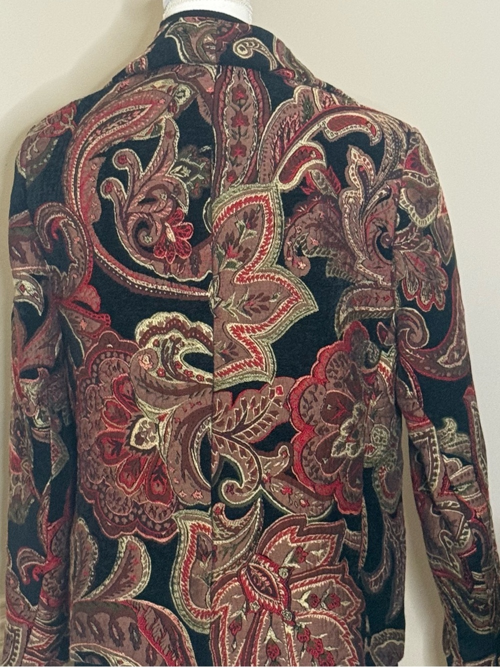 Harve Benard Black Paisley Jacket with Red and Brown Accents - Picture 6 of 6